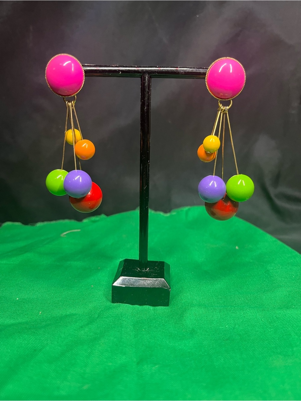 Fun Retro Dangle Ball Bead Earrings Bouquet of Balloons 1980s Fashion Jewelry